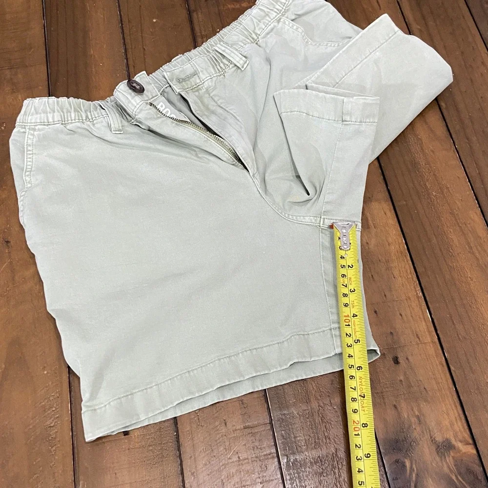 Chubbies Mens Stretch Twill Elastic Waist Shorts Sage Green Size Medium 5.5